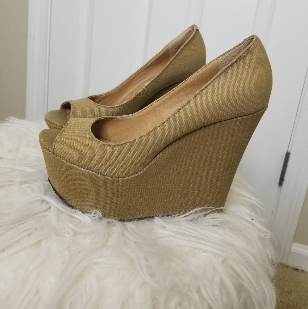 Steve Madden Wedge Heels